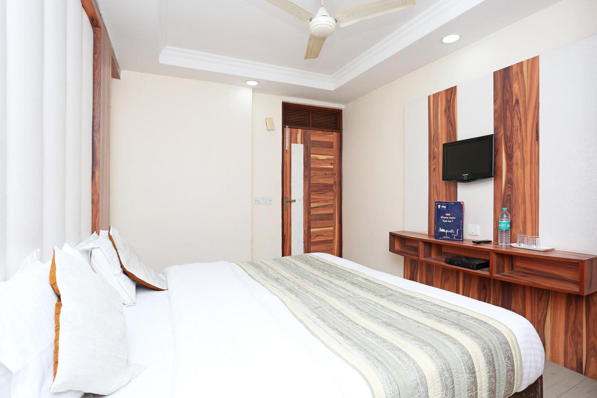 Oyo Flagship Hotel F Five New Delhi Eksteriør bilde