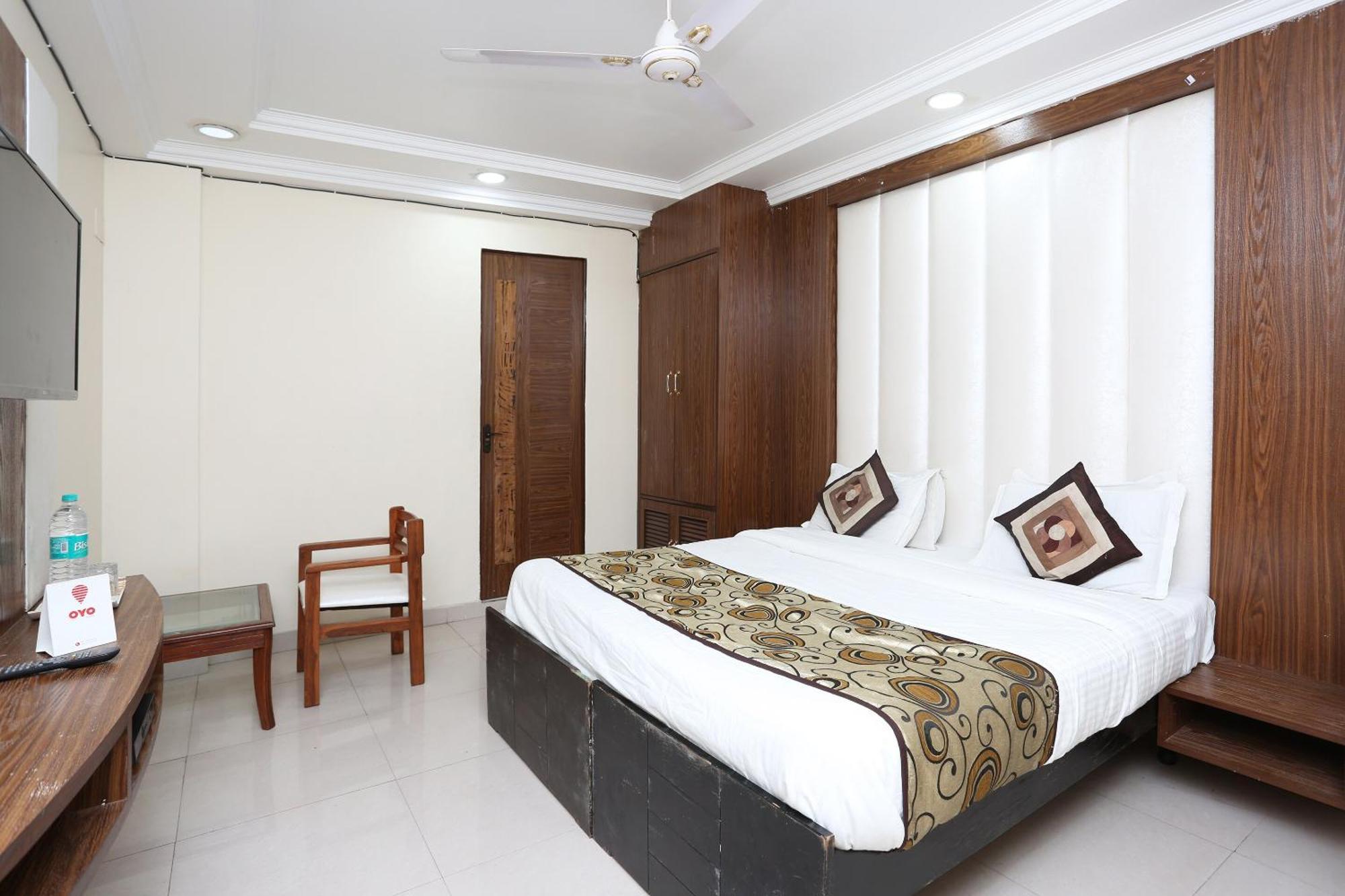 Oyo Flagship Hotel F Five New Delhi Eksteriør bilde