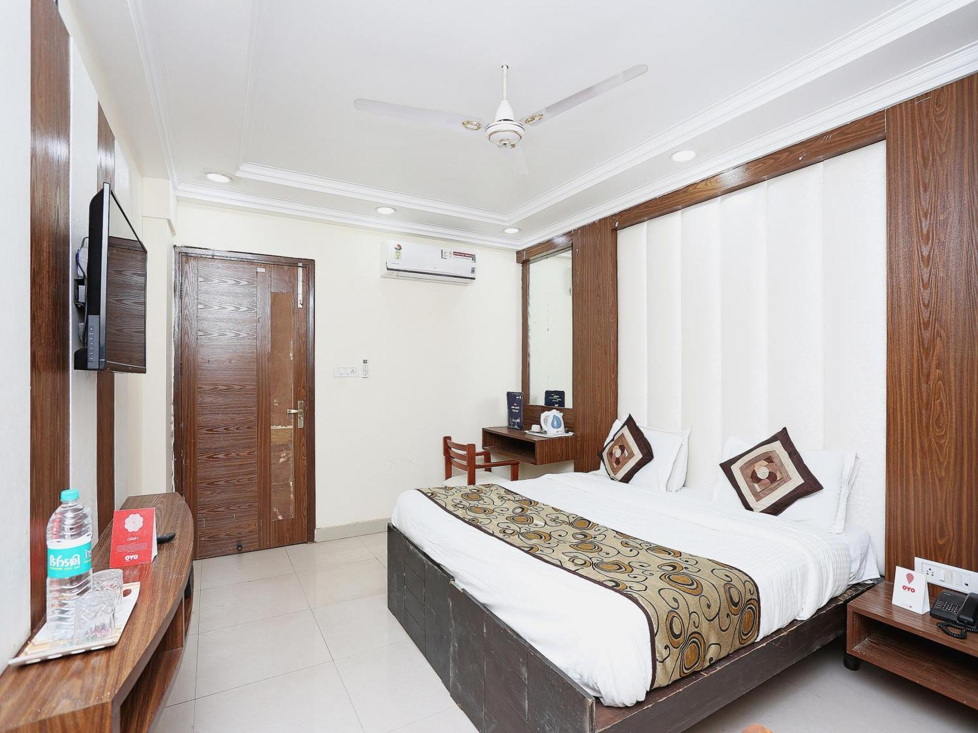 Oyo Flagship Hotel F Five New Delhi Eksteriør bilde